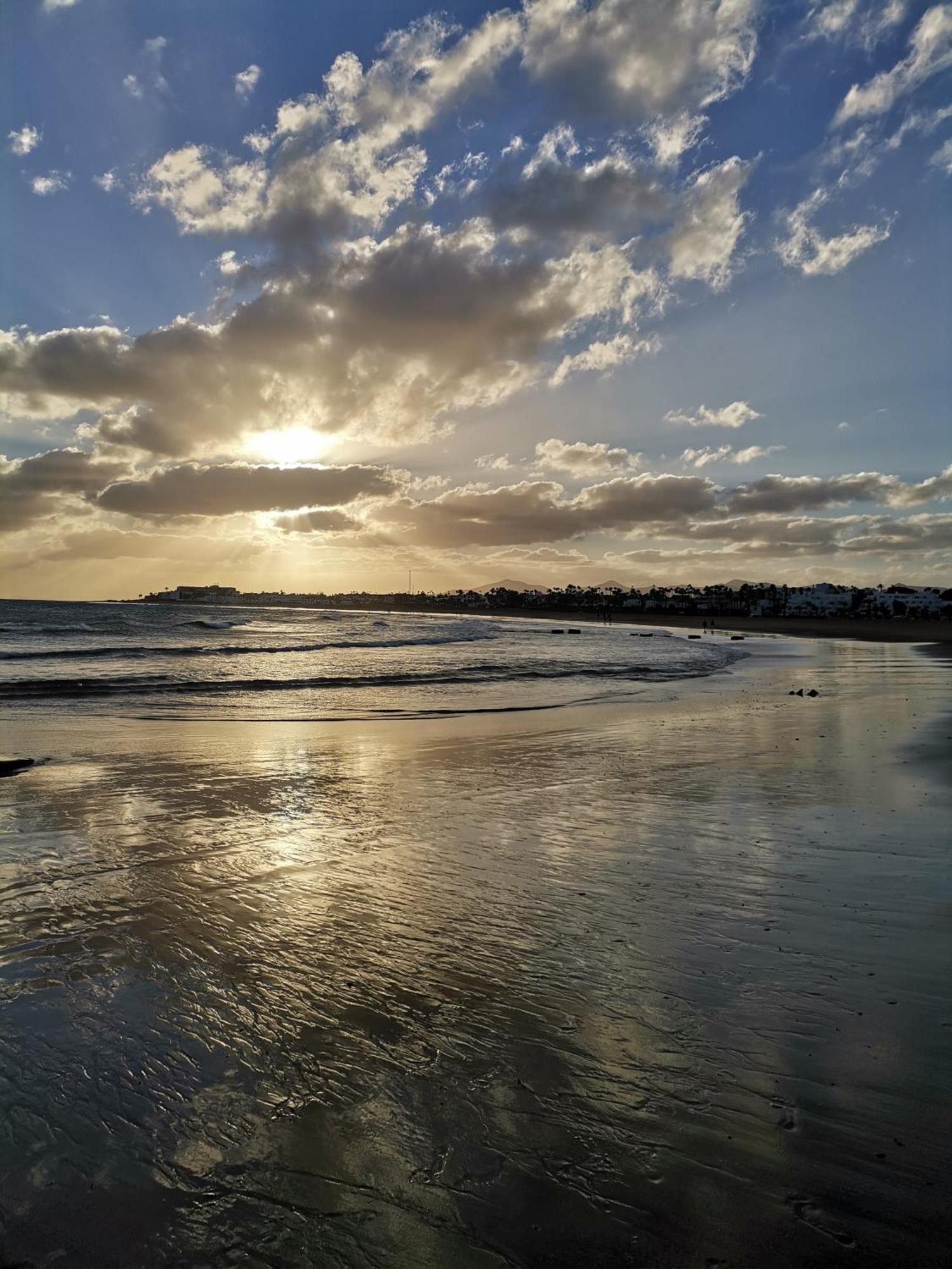 A Ensuite Apartment Con Zona De Patio Arrecife Kültér fotó
