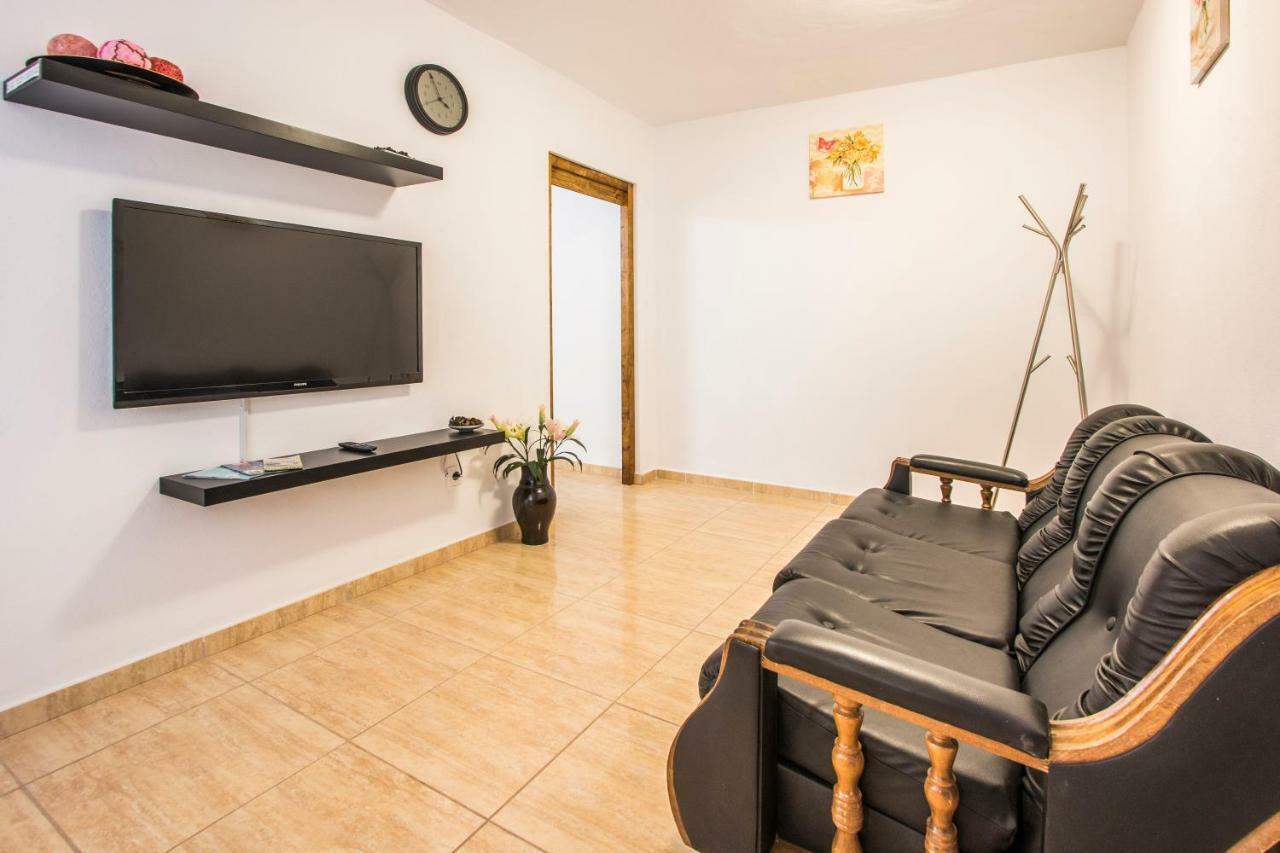 A Ensuite Apartment Con Zona De Patio Arrecife Kültér fotó